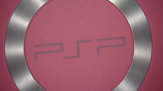 PSP「プレイステーション・ポータブル」 ピンク